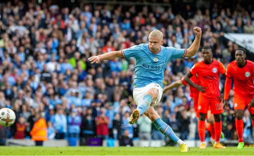  哈兰德冲击进球纪录，多特锋线再添利器  